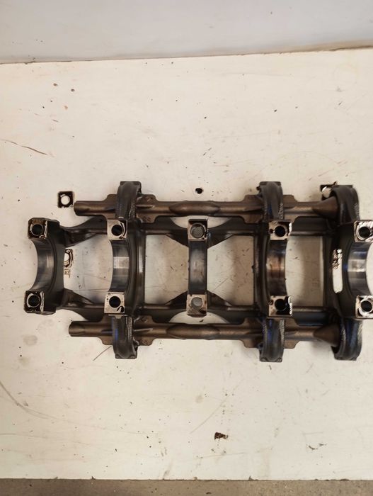 Módulo Veios de Contra-Balanço e Mancal Motor OM651 Mercedes (A6510130436)