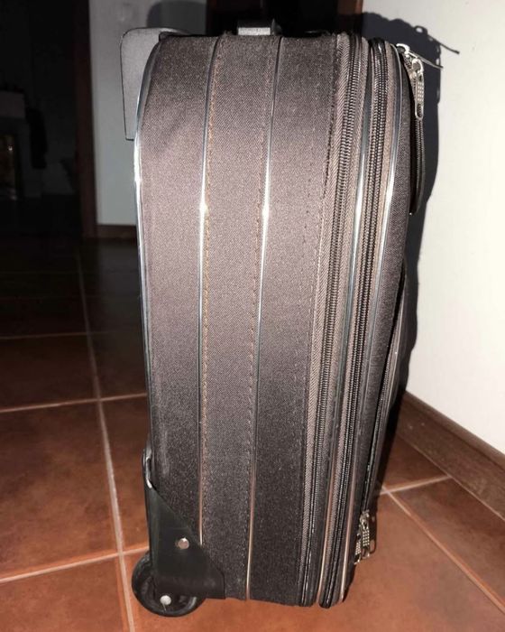 Mala de viagem c