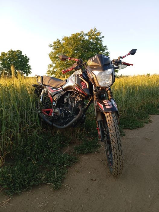 Продам Мотоцикл spark 150-r12