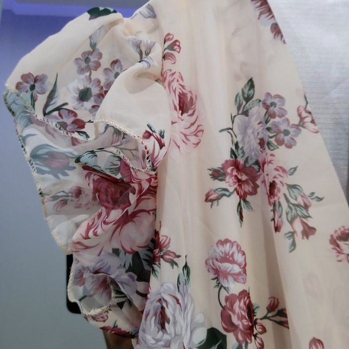 Sandbella nowa z metką Elegancka,przewiewna r M