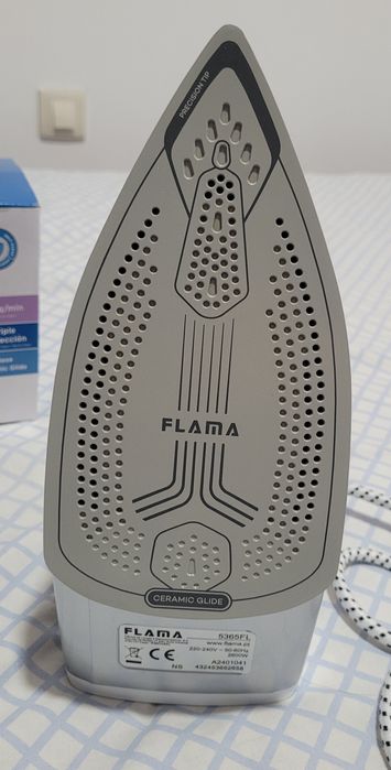 Ferro a Vapor Flama
