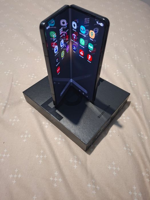 Samsung ZFold 4 12/512