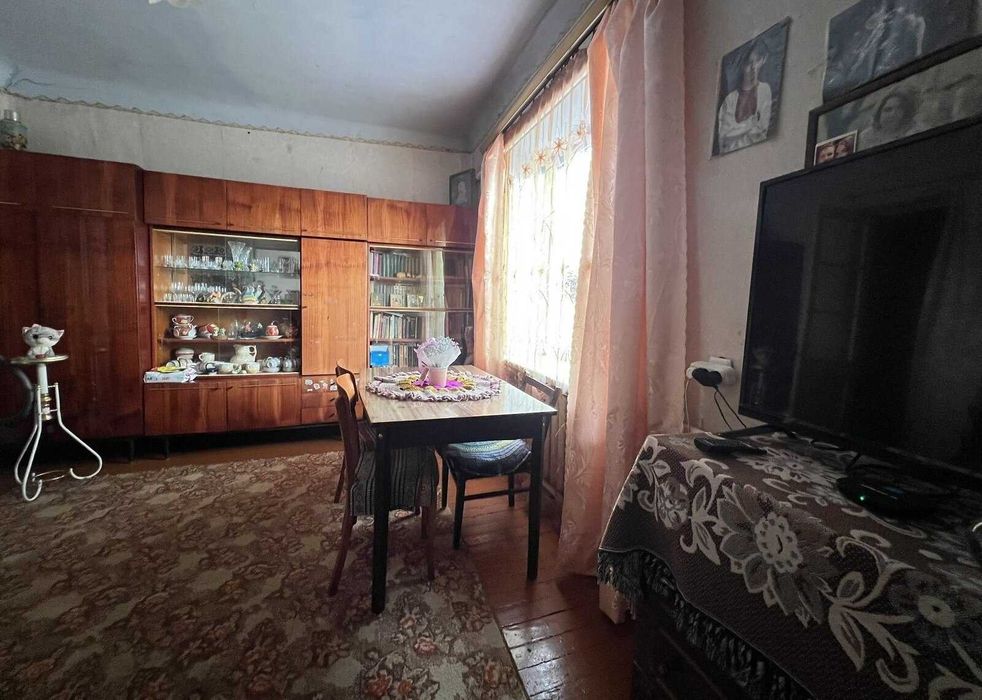 Продаж 3к квартири в Гнівані