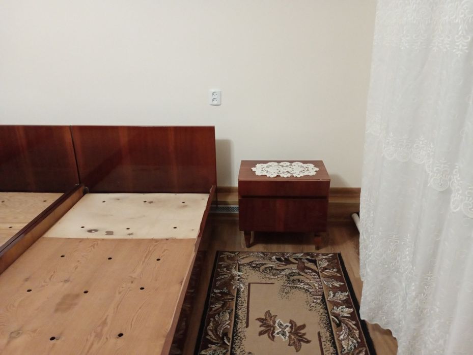 Шафа ліжко трюмо тумба