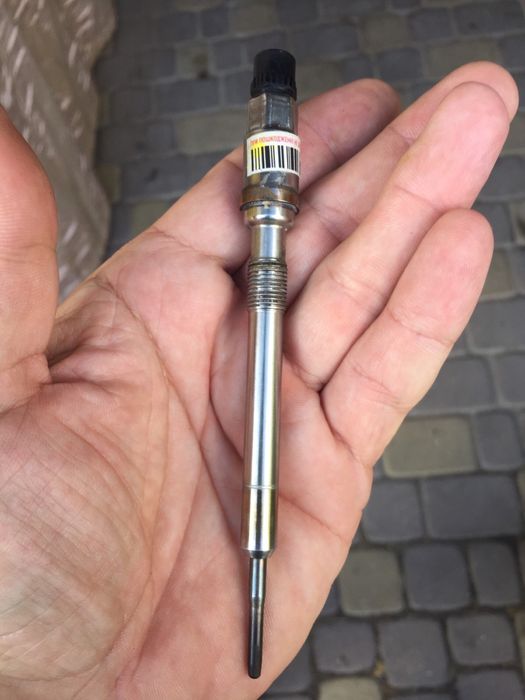 Форсунка 04L130277AC  BERU - PSG007 Skoda 04L130764C  VW 2.0TDI