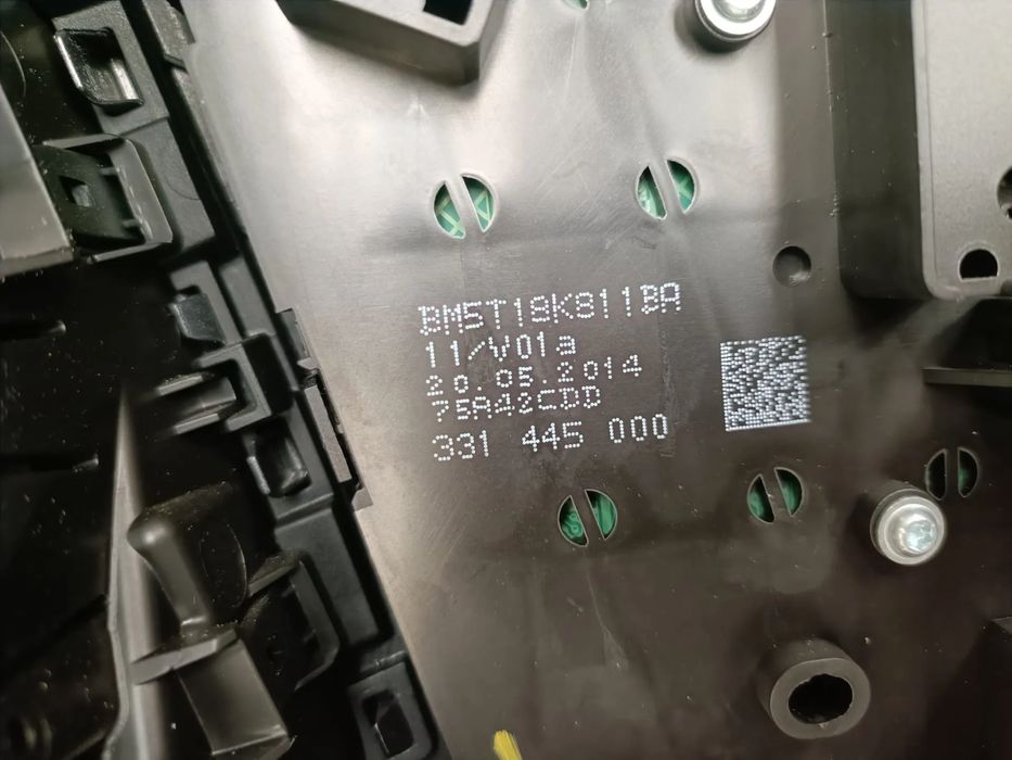 Consola central FORD Focus III