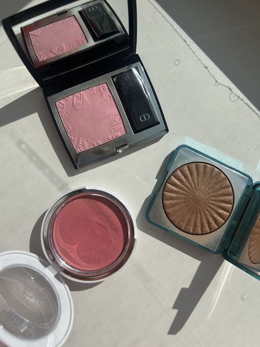 Тіні Dior, Charlotte Tilbury, Rhode