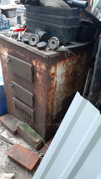 Котель на твердое топливо