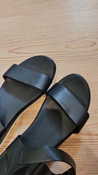 Шкіряні жіночі босоніжки/сандалі чорні