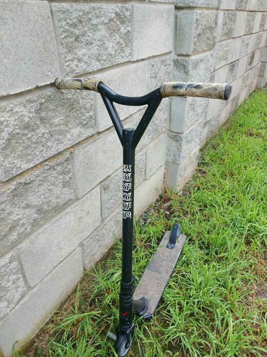 Трюковий самокат