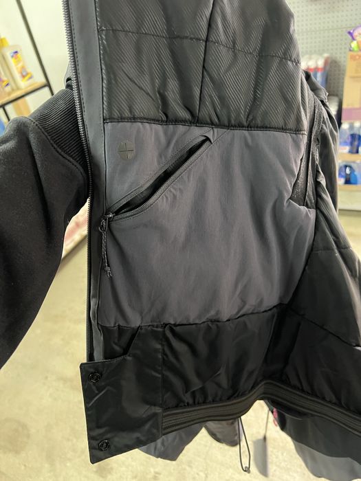 Лижна куртка Salomon нова, колекція 2025 gore tex