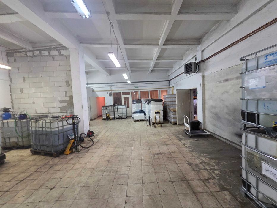 Sprzedam Hala produkcja magazyn z biurem 528 m² Wołów Wrocław Lubin