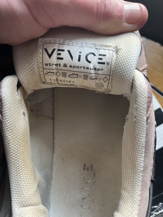 Кросівки жіночі Venice