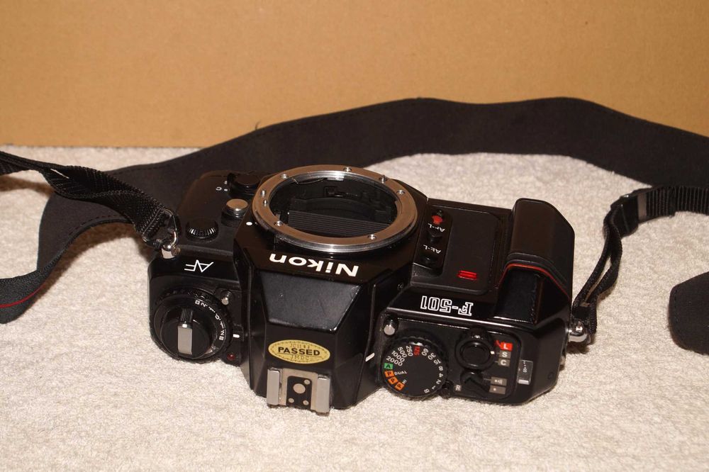 F4に迫る名機 Nikon F801s 35-70 & MF-21 MB-10 私のおすすめフィルムカメラ 「Nikon ニコン F801s」 コスパ最強カメラ