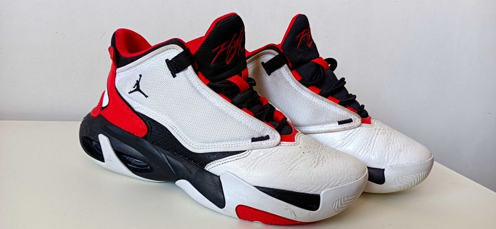 Nike Jordan Max Aura 4    ideał tanio 149 zł  rozmiar 40,5
