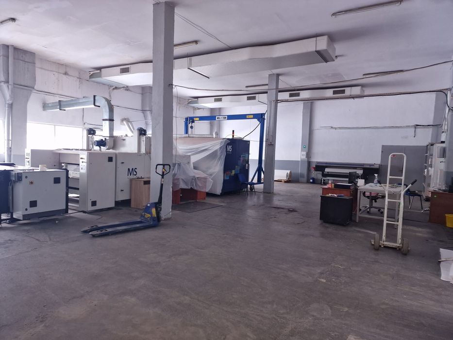 Продаж виробничого комплексу 14250 м2 в Румунії