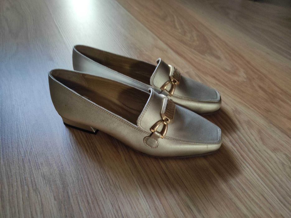 Sapatos/Sabrinas/Sandálias - nº 34 - Novos - Pele e sola de couro