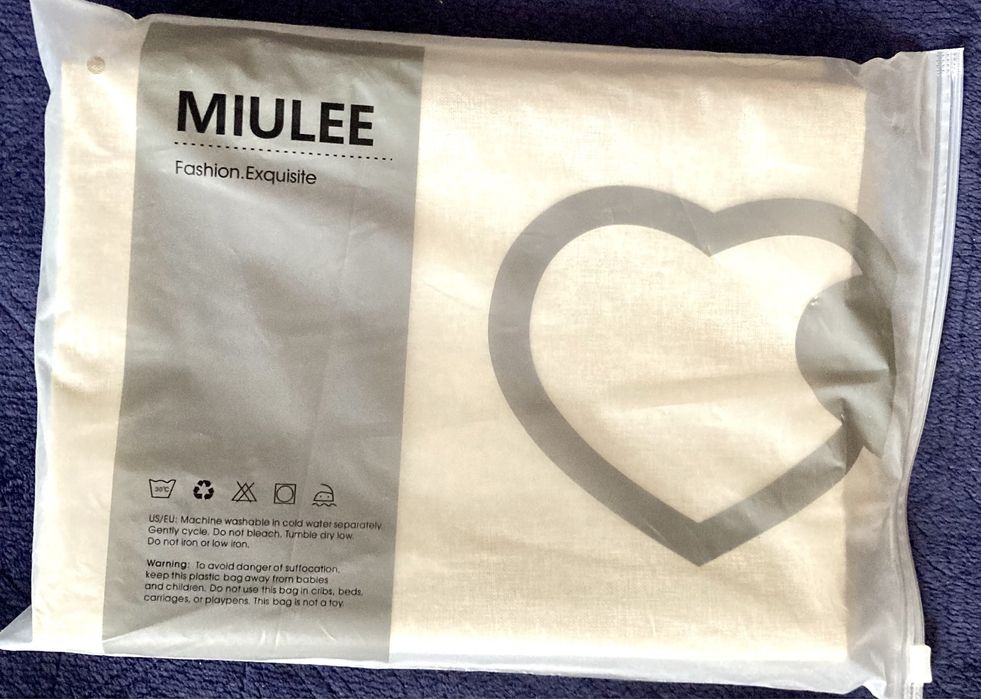 Водостойкие наволочки 50х50см. Miulee