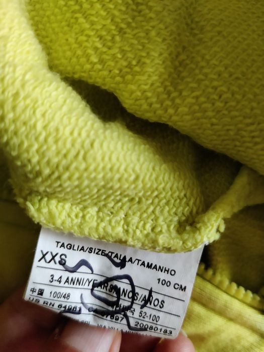 Casaco de fecho menina