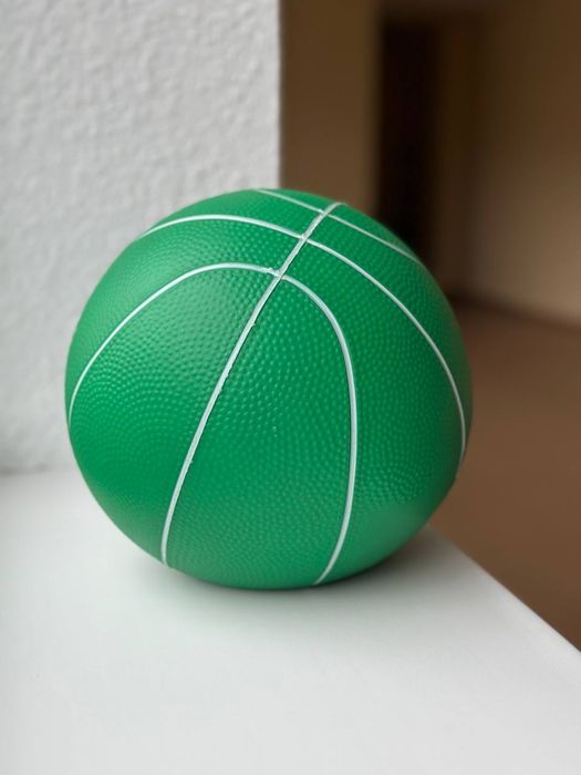 Метбол, мʼяч для фітнесу