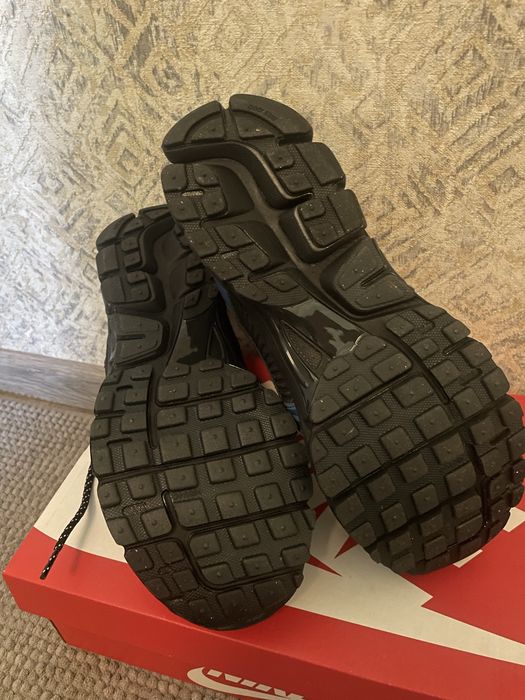 Кроссовки Nike Zoom Vomero 5 43р