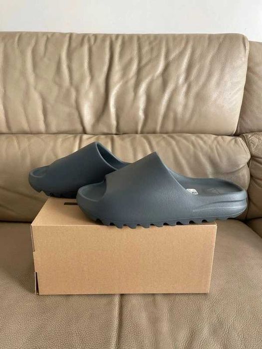Yeezy slide Onyx-Talla 42