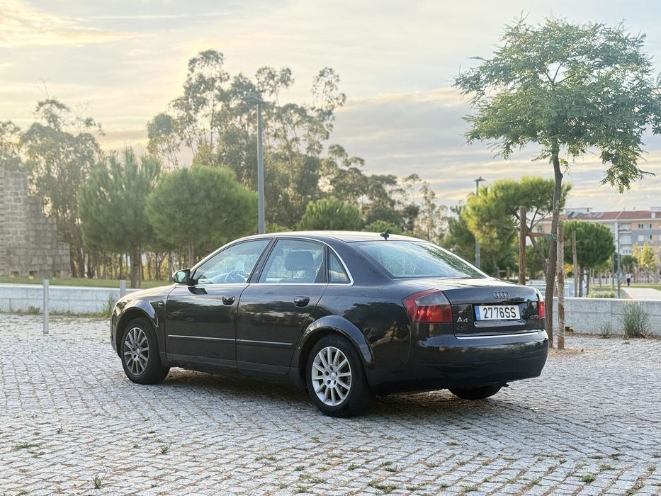 Audi A4 1.9tdi pd130 foto 3