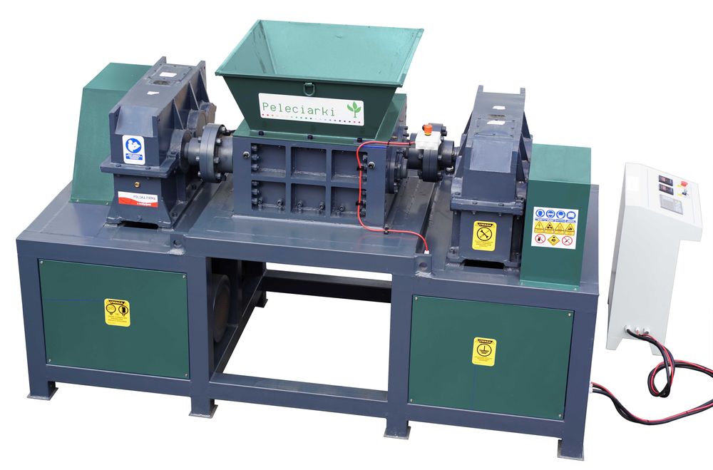 ROZDRABNIACZ KRUSZARKA do Panele Fotowoltaiczne Elektronika Plastik 2-wałowy 30kW RECYKLING