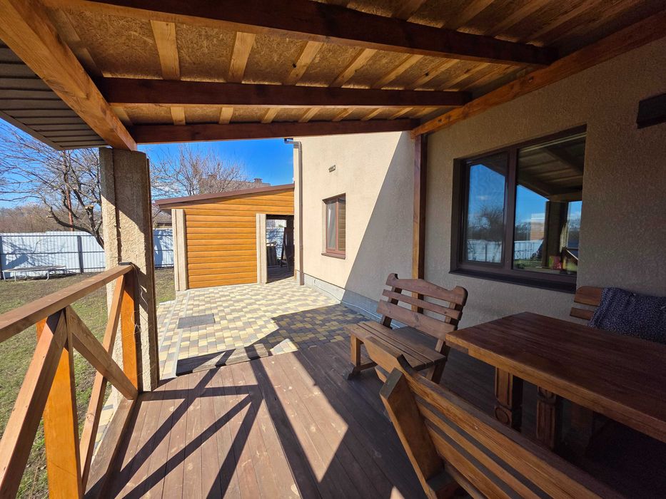 Продам чудовий будинок з новим сучасним ремонтом (єОселя)