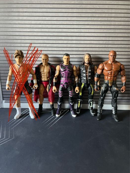 WWE e AEW elites e figuras diversos
