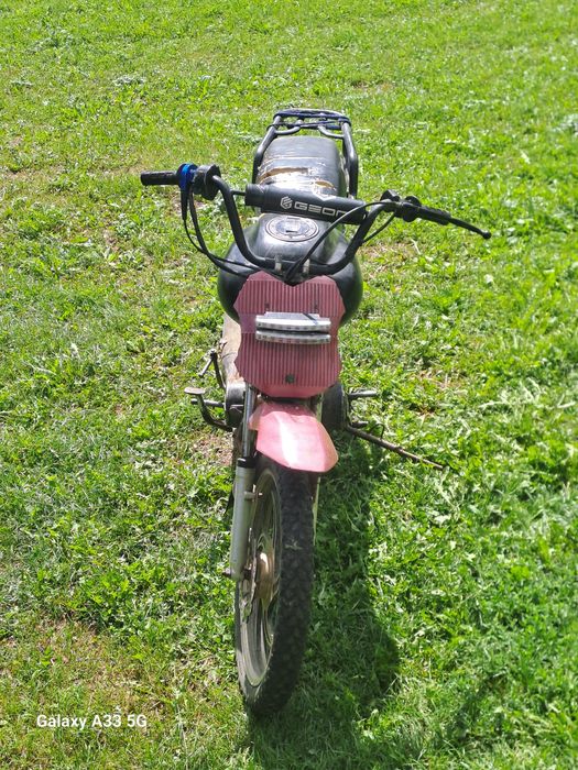 Продам мустанг мт125-8