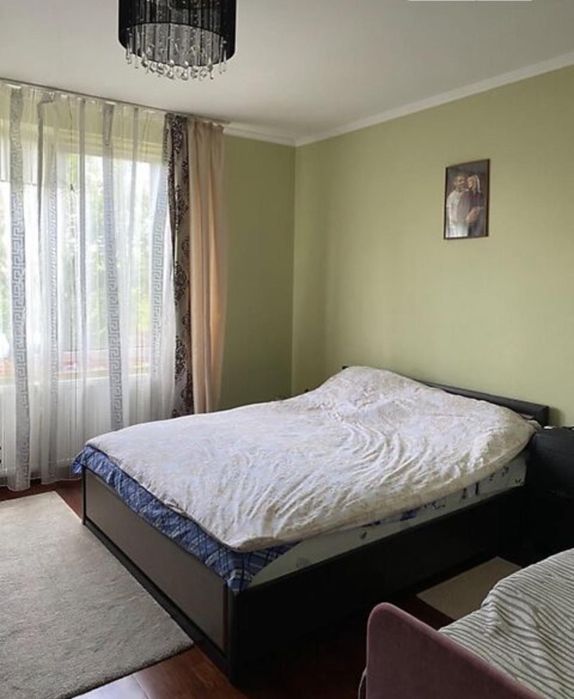 Продається просторий двоповерховий будинок у селі Ярок — ідеальне поєд