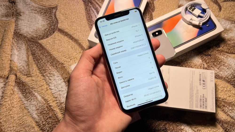 iPhone X 64GB, в хорошем состоянии