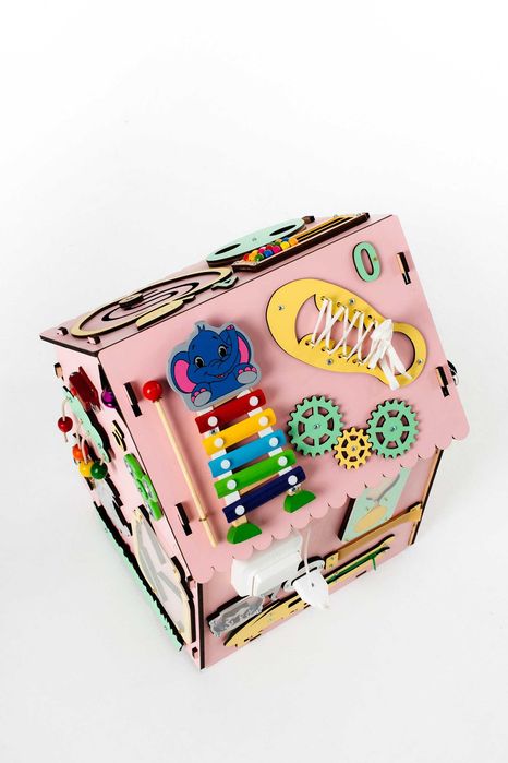 Бізікуб. Бізібудиночок. Бизикуб.