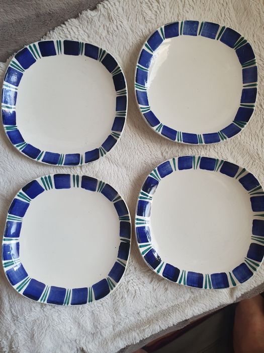 Talerzyki deserowe fajans Włocławek pikasiak.