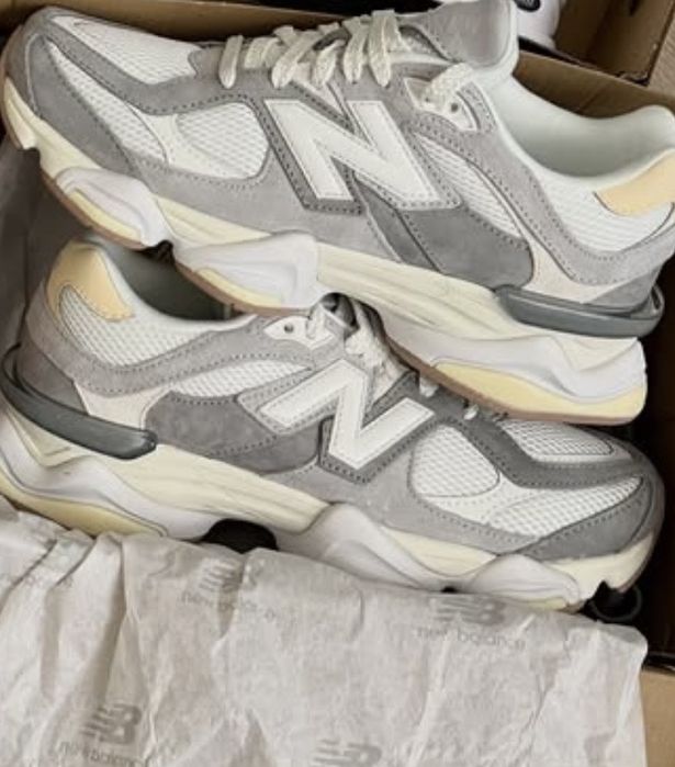 Нові кросівки  New  Balance 9060