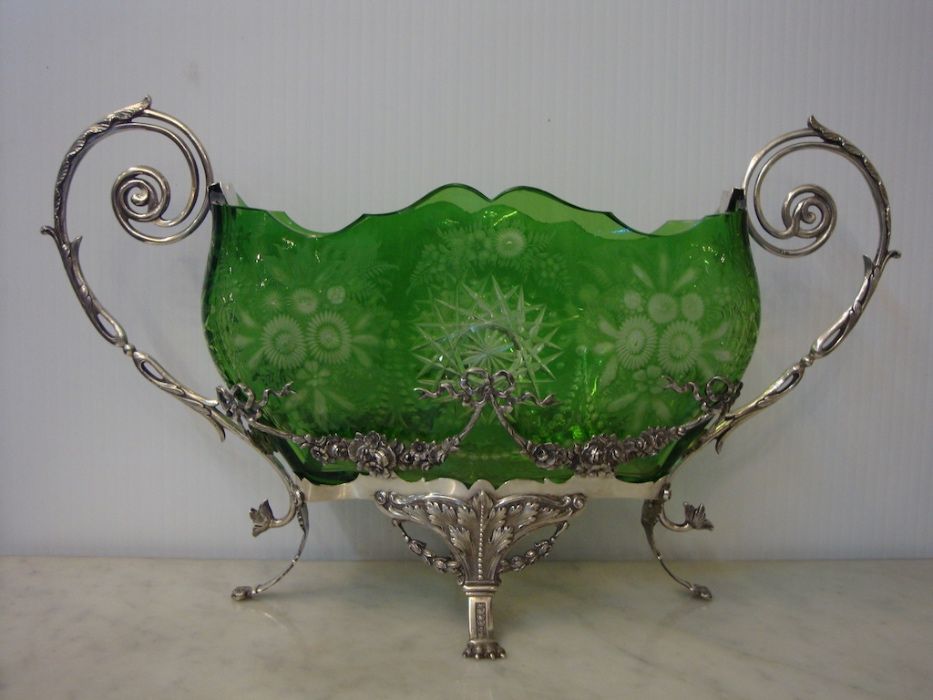 Imponente Centro de prata