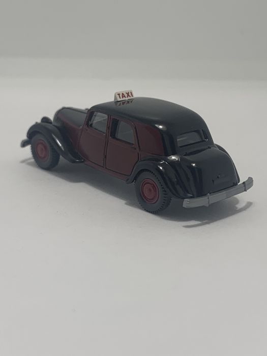Citröen 15 SIX Táxi da Wiking escala 1/87