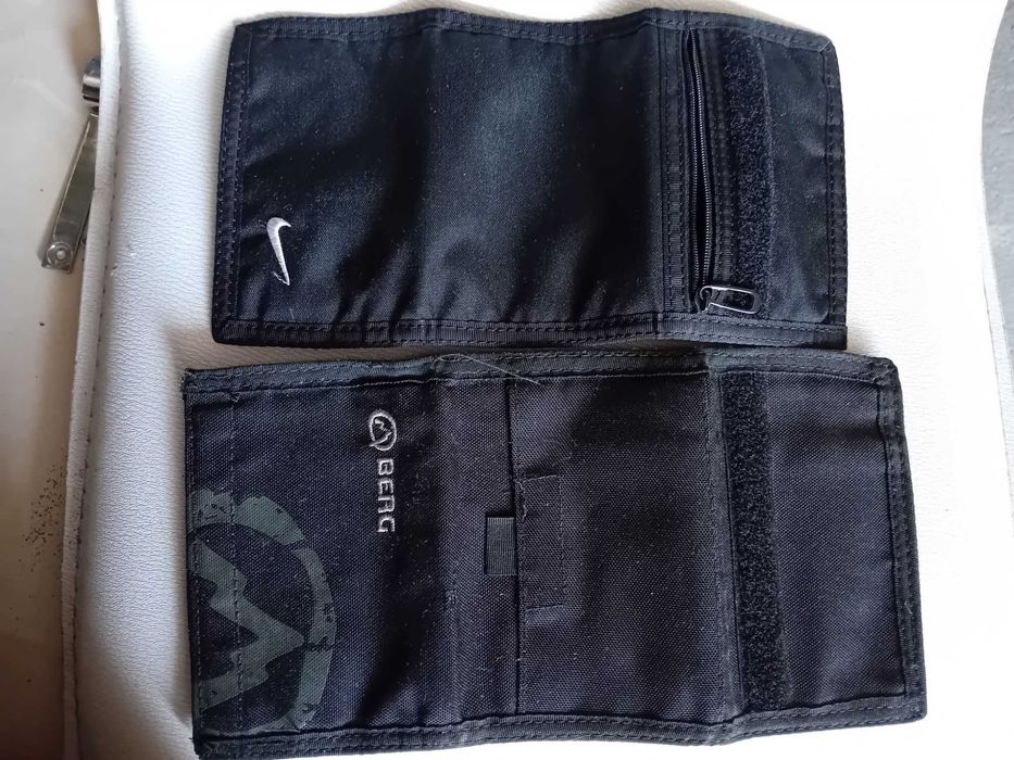 Carteiras Nike e Berg