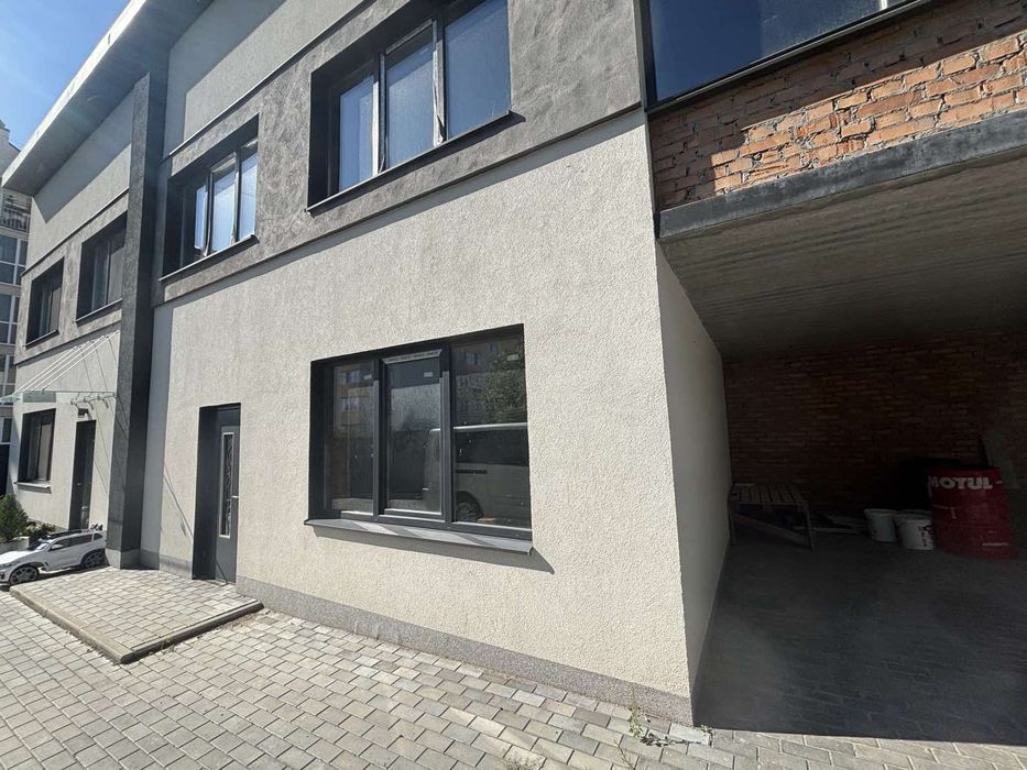 Продаж таухауса в топ локації без комісії для покупця