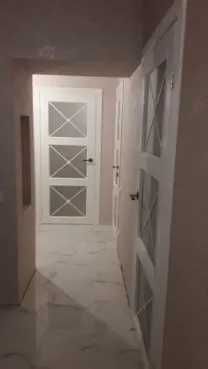 Установка міжкімнатних дверей Установка вхідних дверей Ремонт дверей