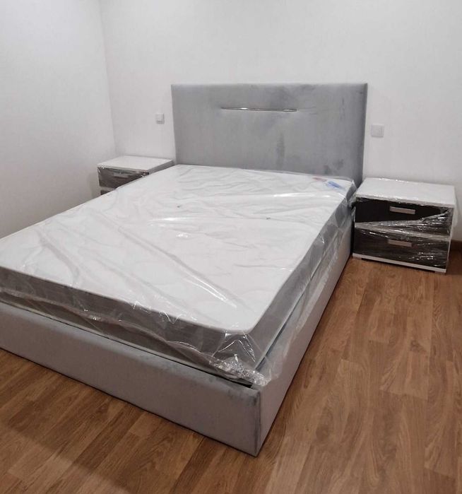 Camas de Casal Estofadas de Luxo 199€ Disp. em Várias Cores! 190x140m!