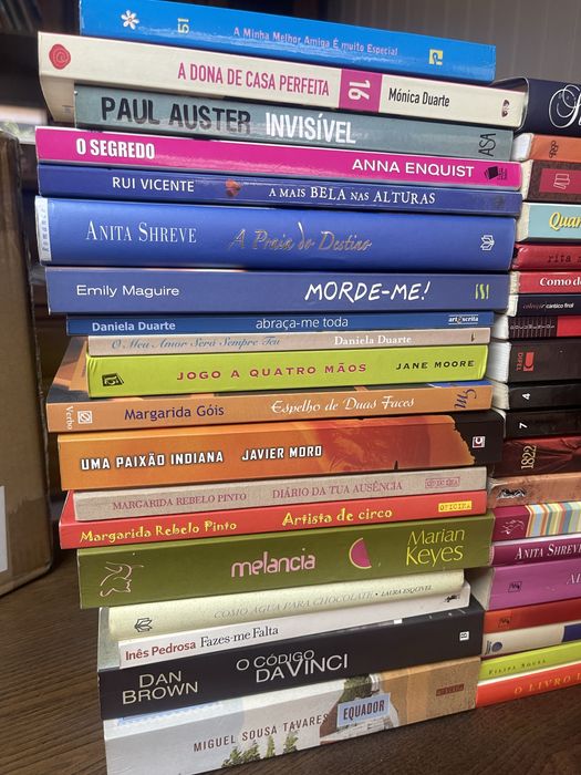 Vendo livros variados