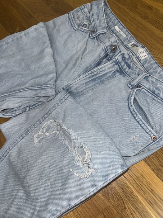 Джинси MOM Bershka, розмір М