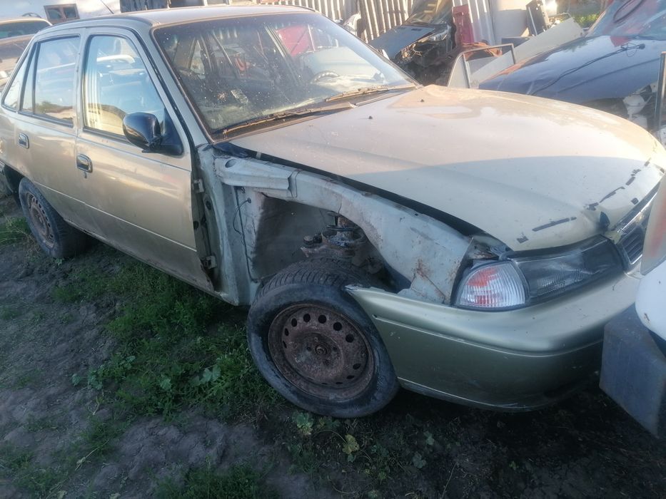 продам нексію розкомпліктовану