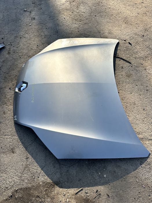 Капот Рено Лагуна 3 Renault Laguna III 2007—2015