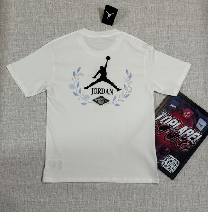 Футболка Jordan розмір S-M
