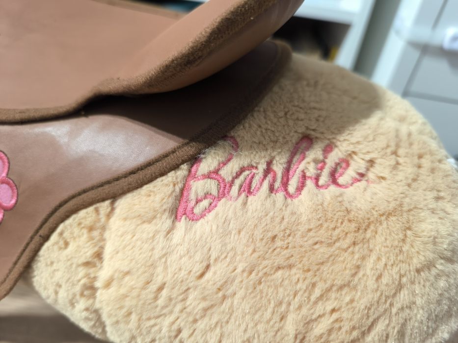 Konik Barbie Happy People