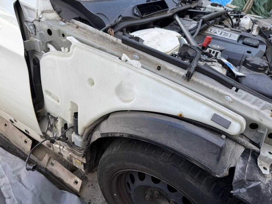 BMW E90 E91 zbiorniczek spryskiwaczy kompletny