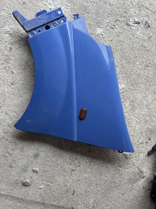 Крило ліве Renault Trafic Opel Vivaro Nissan Primastar левое